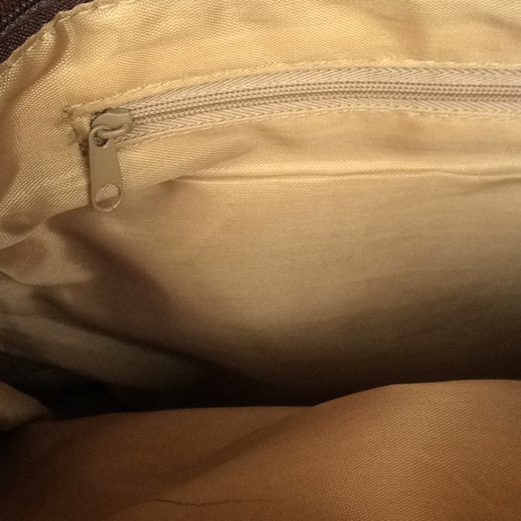 FINAL SALE PRICE Koltov Brown Croc Handbag - Picture 4 of 6